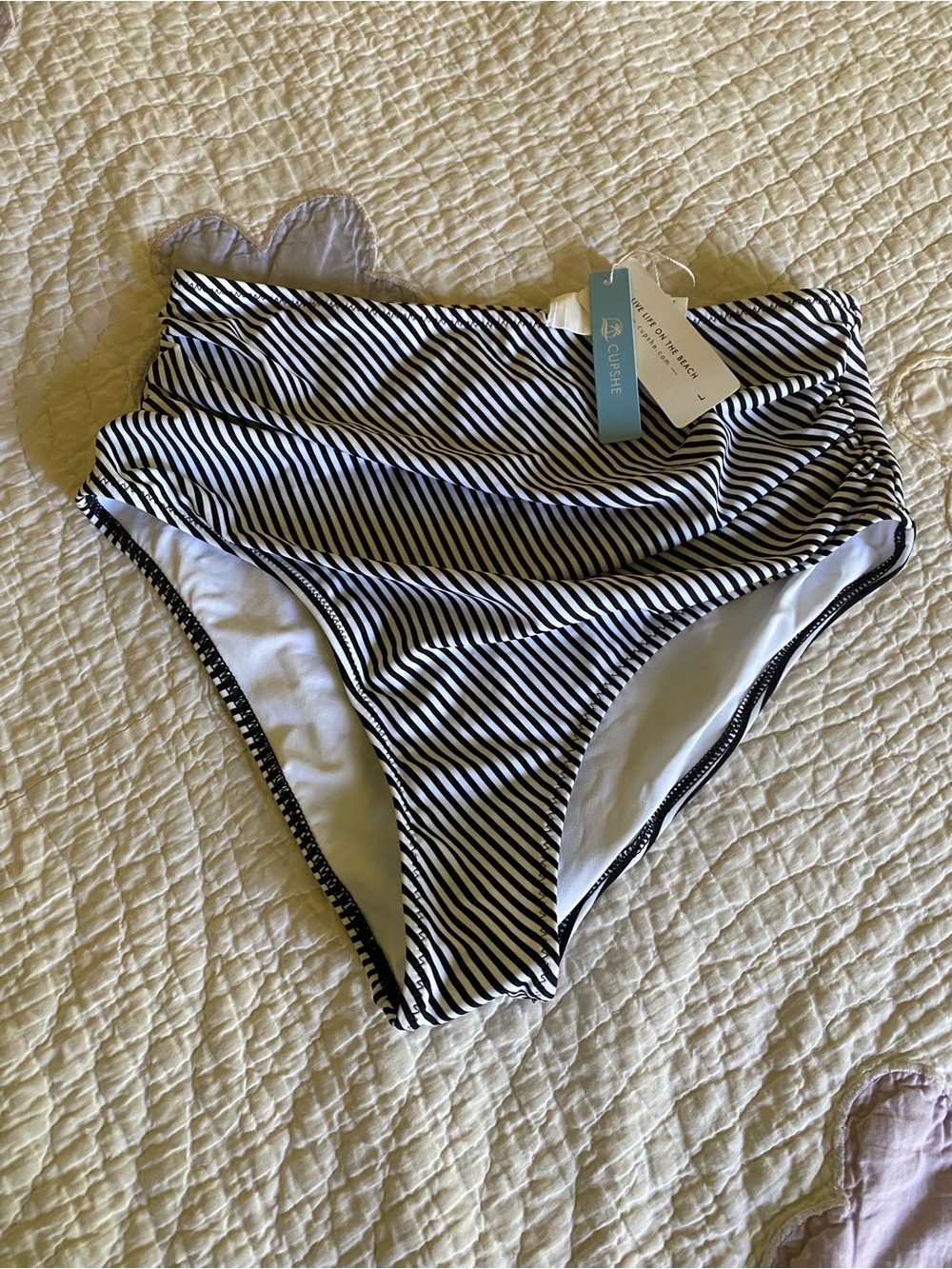 Cupshe High Waisted Swim Suit Bottoms Size L Black White Striped Women’s NWT
